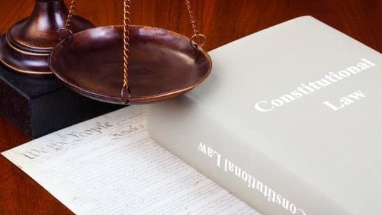 Leitfaden für Hausarbeiten zu Grundrechten - Dein Weg zum Erfolg 1 hausarbeit grundrechte